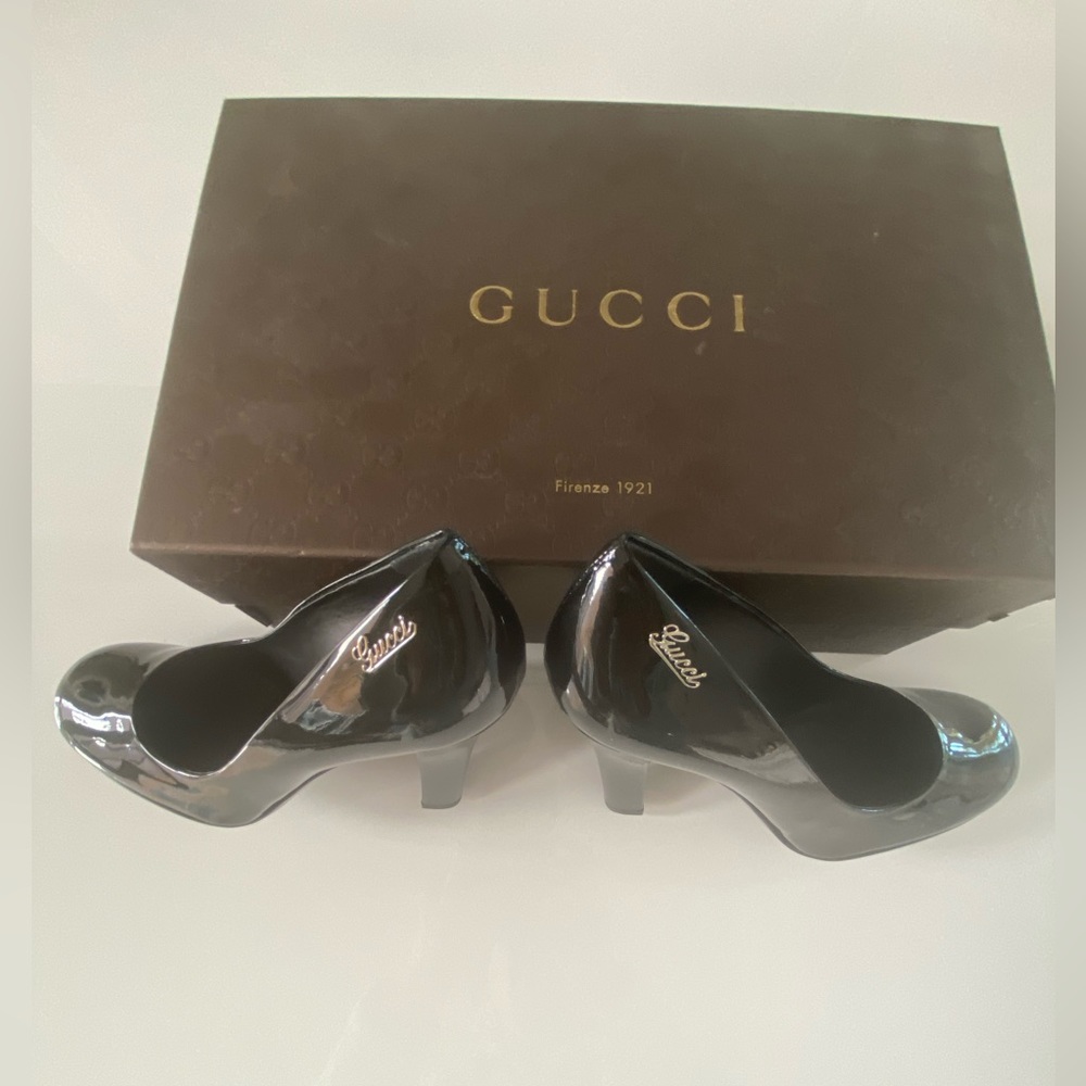 Gucci Vitello Vernice Black Patent
Leather Pump